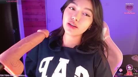 Snapshot of valeribell1 chatting on 09-17-25, 05:42 Valeri online show from 09-17-25, 05:42