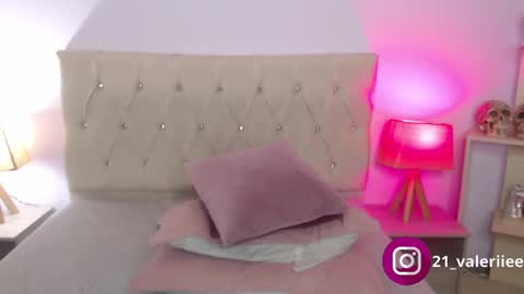 Valeriee online show from 01-04-25, 12:05