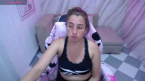 valerie_b online show from 12-12-24, 06:47