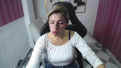 valerie_b online show from 12-21-24, 08:00