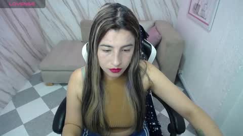 valerie_b online show from 01-15-25, 03:11