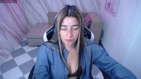 valerie_b online show from 01-25-25, 02:58