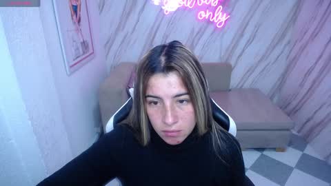 valerie_b online show from 01-31-25, 03:09