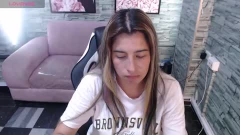valerie_b online show from 02-07-25, 06:45