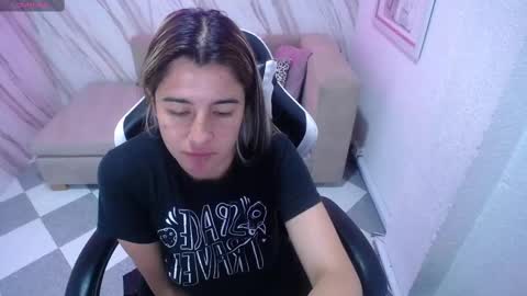 valerie_b online show from 02-12-25, 06:08