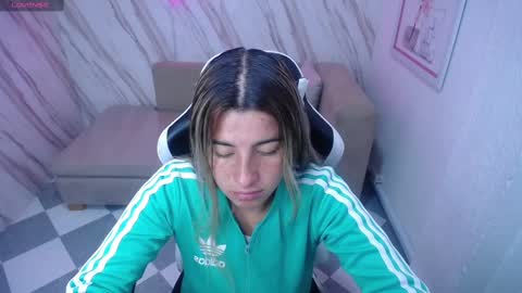 valerie_b online show from 02-13-25, 03:07