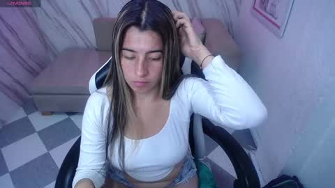 valerie_b online show from 02-13-25, 06:09