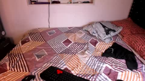 valerie luxe   online show from 09-17-25, 05:09