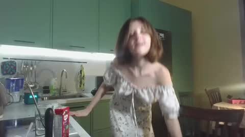 Kristi moony online show from 02-06-25, 09:06