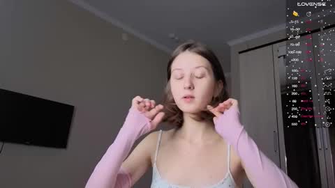 Kristi moony online show from 10-11-25, 10:19