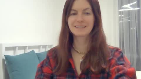 Snapshot of valerie_rose777 chatting on 02-08-25, 09:57 valerie_rose777 online show from 02-08-25, 09:57