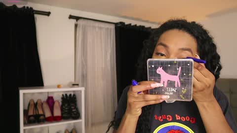 Snapshot of valeriebony chatting on 12-29-24, 03:54 Valerie Style3 online show from 12-29-24, 03:54