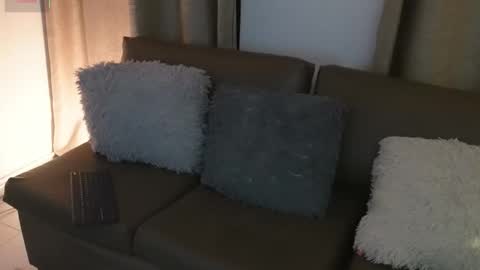 Snapshot of valeriebony chatting on 11-21-25, 04:11 Valerie Style3 online show from 11-21-25, 04:11