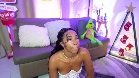 Valerie Style3 online show from 12-20-25, 04:19