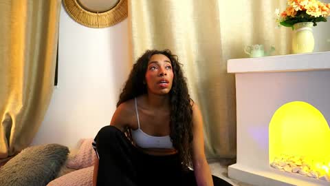 Snapshot of valeriebony chatting on 05-22-26, 04:08 Valerie Style3 online show from 05-22-26, 04:08