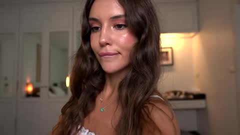 Snapshot of valerieh chatting on 05-24-26, 01:32 Valerie online show from 05-24-26, 01:32