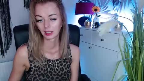 Valerie  online show from 12-03-24, 10:17