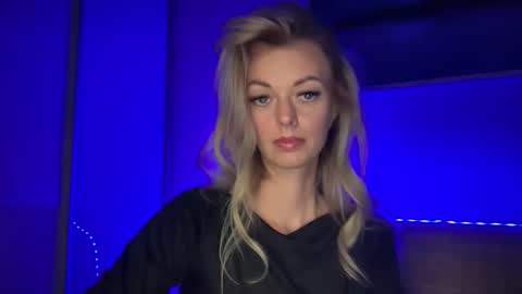 Valerie  online show from 05-15-26, 04:36