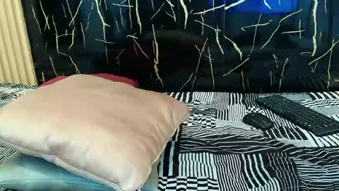 Snapshot of valerihot_1 chatting on 05-15-26, 11:45 VALERIO online show from 05-15-26, 11:45