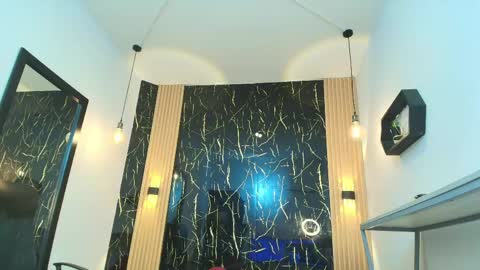 Snapshot of valerihot_1 chatting on 05-18-26, 04:07 VALERIO online show from 05-18-26, 04:07