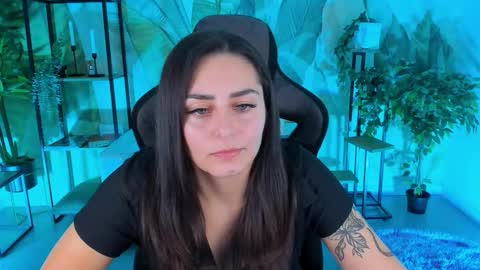 Valerie online show from 12-18-25, 02:56