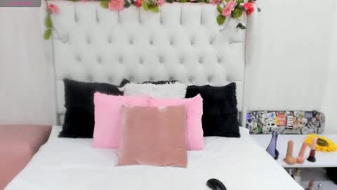 valeria111111 online show from 01-17-25, 07:16