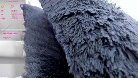 valeria111111 online show from 01-24-25, 10:41