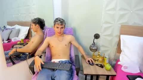 V A L E R I U S  online show from 06-07-26, 12:48