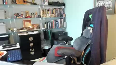 Snapshot of valeriusvitus99 chatting on 10-20-25, 04:07 athletic ass muscles underwear smooth cock online show from 10-20-25, 04:07