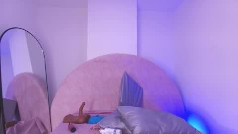 Valeryn online show from 02-14-26, 03:25