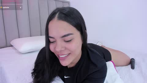 Cris  online show from 01-25-25, 05:08