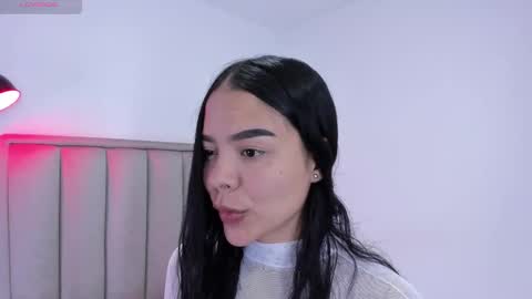 Cris  online show from 11-04-25, 01:48