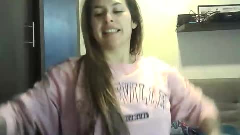 Snapshot of valery__rouse_ chatting on 04-29-26, 12:09 Valery online show from 04-29-26, 12:09