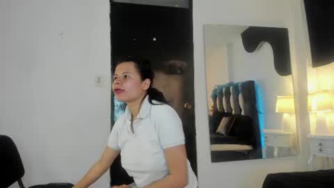 valery_hot692 online show from 07-01-26, 07:46