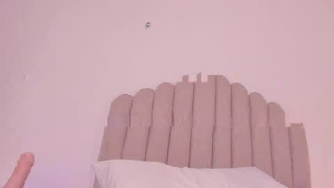Snapshot of valery_santorini chatting on 05-11-26, 04:04 VALERY online show from 05-11-26, 04:04