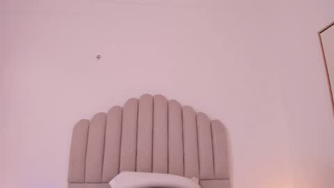 Snapshot of valery_santorini chatting on 05-16-26, 12:15 VALERY online show from 05-16-26, 12:15