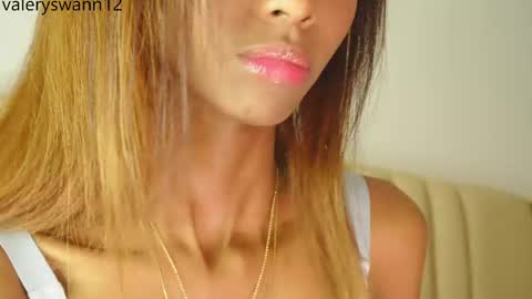 Valery swan1 online show from 04-26-26, 07:22
