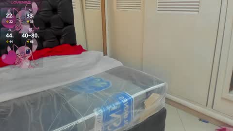 Snapshot of valery_villa_ chatting on 12-22-24, 07:00 Valery online show from 12-22-24, 07:00