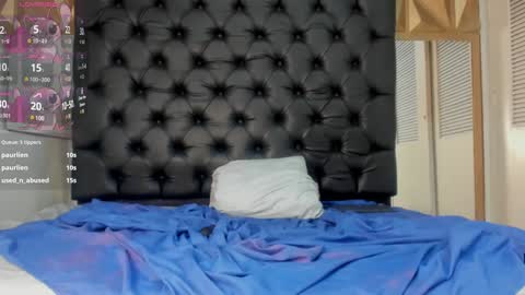 Snapshot of valery_villa_ chatting on 01-16-25, 01:27 Valery online show from 01-16-25, 01:27