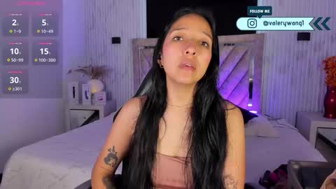 Snapshot of valery_wang chatting on 12-15-25, 11:58 Val online show from 12-15-25, 11:58