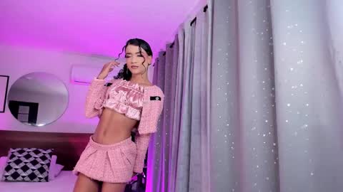 Snapshot of valery_yepes_ chatting on 02-17-25, 12:38 Valery online show from 02-17-25, 12:38