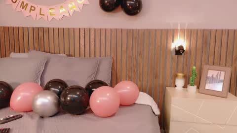 Valerya Collem online show from 04-27-26, 01:09