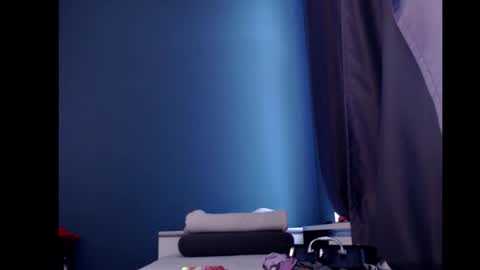 B V Naughty online show from 10-03-25, 08:33