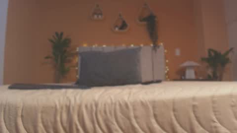 call me Maria online show from 07-25-26, 01:15