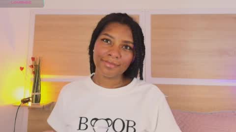 Snapshot of valerycortezm chatting on 10-29-25, 12:18 Valery online show from 10-29-25, 12:18