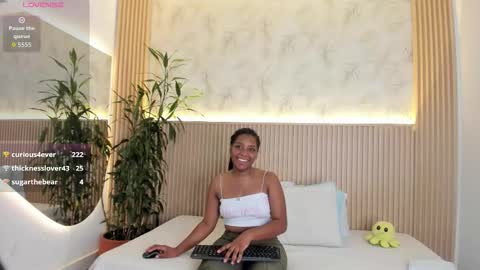 Snapshot of valerycortezm chatting on 11-05-25, 12:21 Valery online show from 11-05-25, 12:21