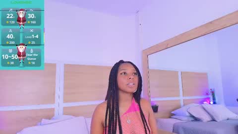 Snapshot of valerycortezm chatting on 11-22-25, 01:54 Valery online show from 11-22-25, 01:54