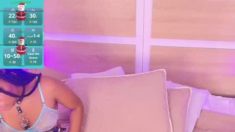 Snapshot of valerycortezm chatting on 11-24-25, 01:33 Valery online show from 11-24-25, 01:33