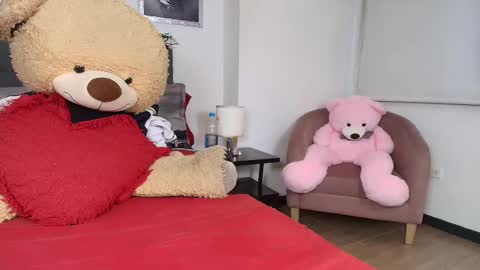 Snapshot of valeryharriz chatting on 02-22-25, 10:31 valeryharriz online show from 02-22-25, 10:31