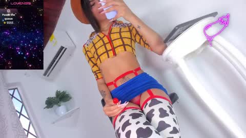 Snapshot of valeryhotsex2 chatting on 03-31-26, 08:53 sussy online show from 03-31-26, 08:53